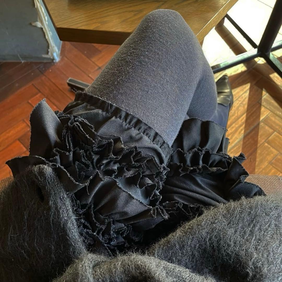 COMME des GARCONS フリルショートパンツ