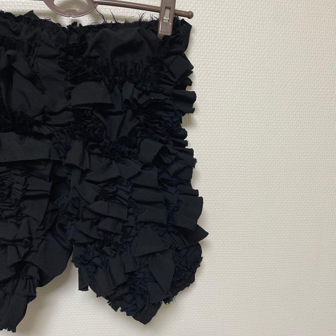 COMME des GARCONS フリルショートパンツ