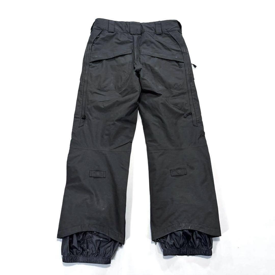 バートンAK スノボパンツ　S ブラック AK 2L STAGGER PANT