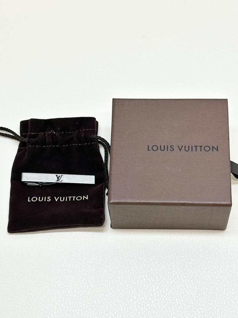 ルイヴィトン ネクタイピン 未使用に近い