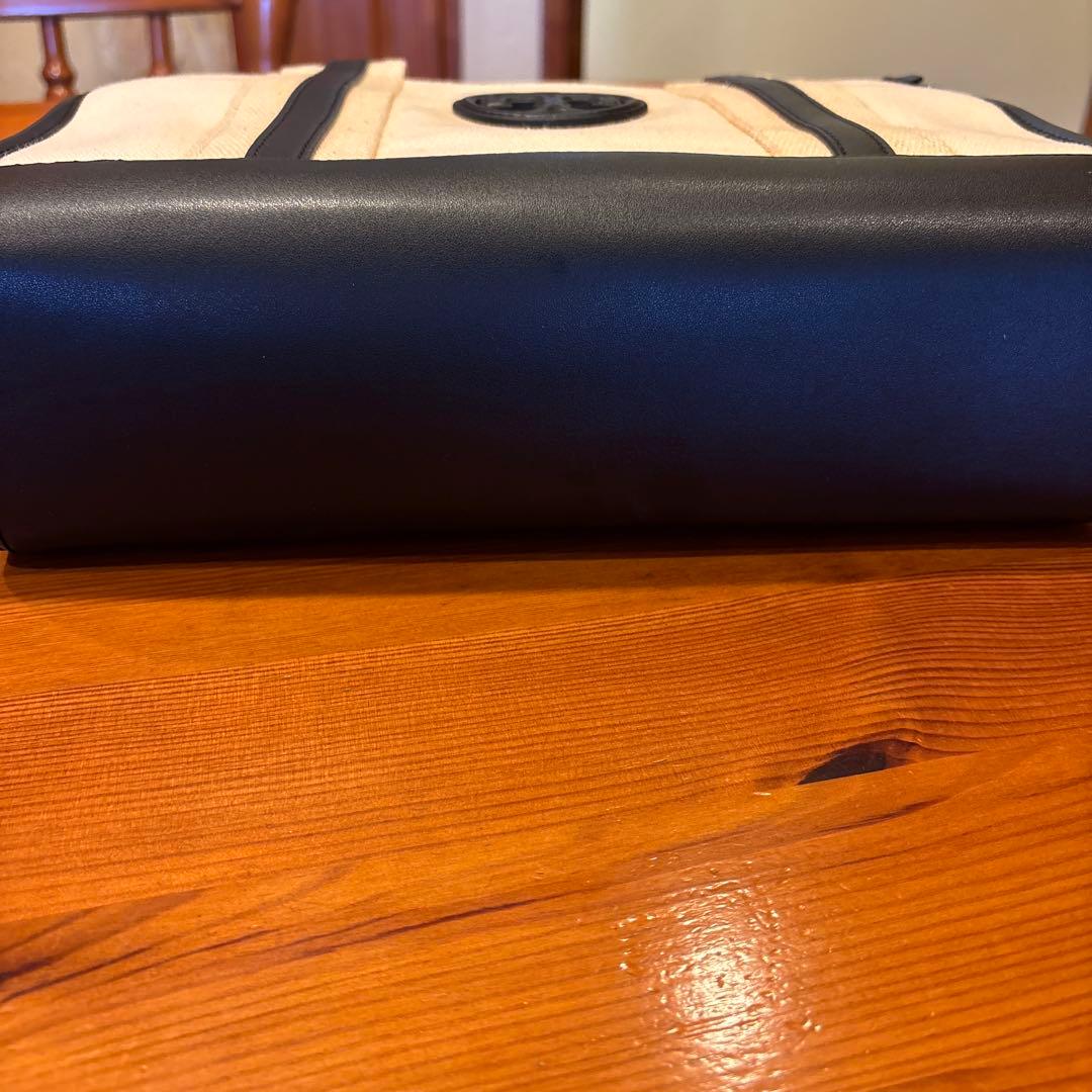 トリーバーチ帆布ミニバック