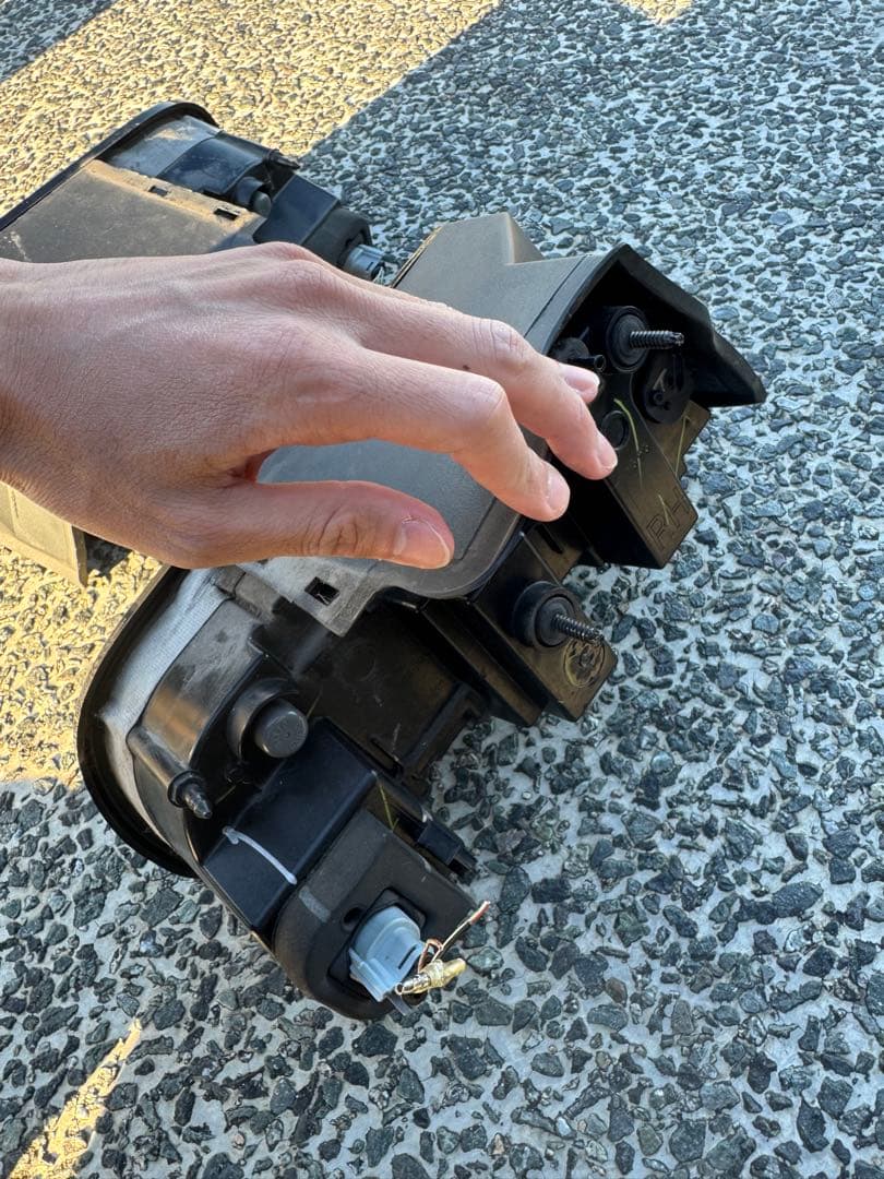 ダッヂチャレンジャーテールランプ左右セット