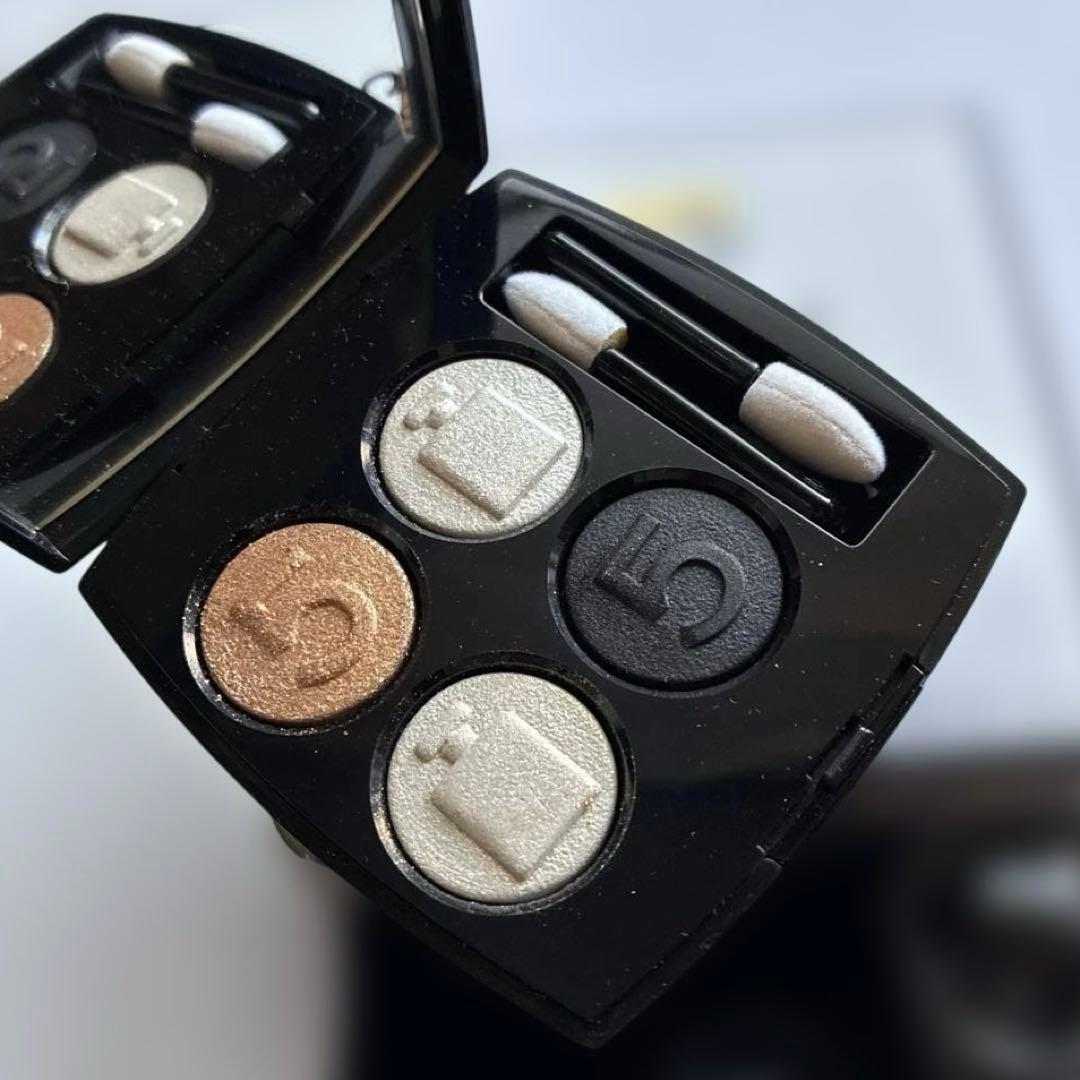 限定 CHANEL レキャトルオンブル No5 アイシャドウ