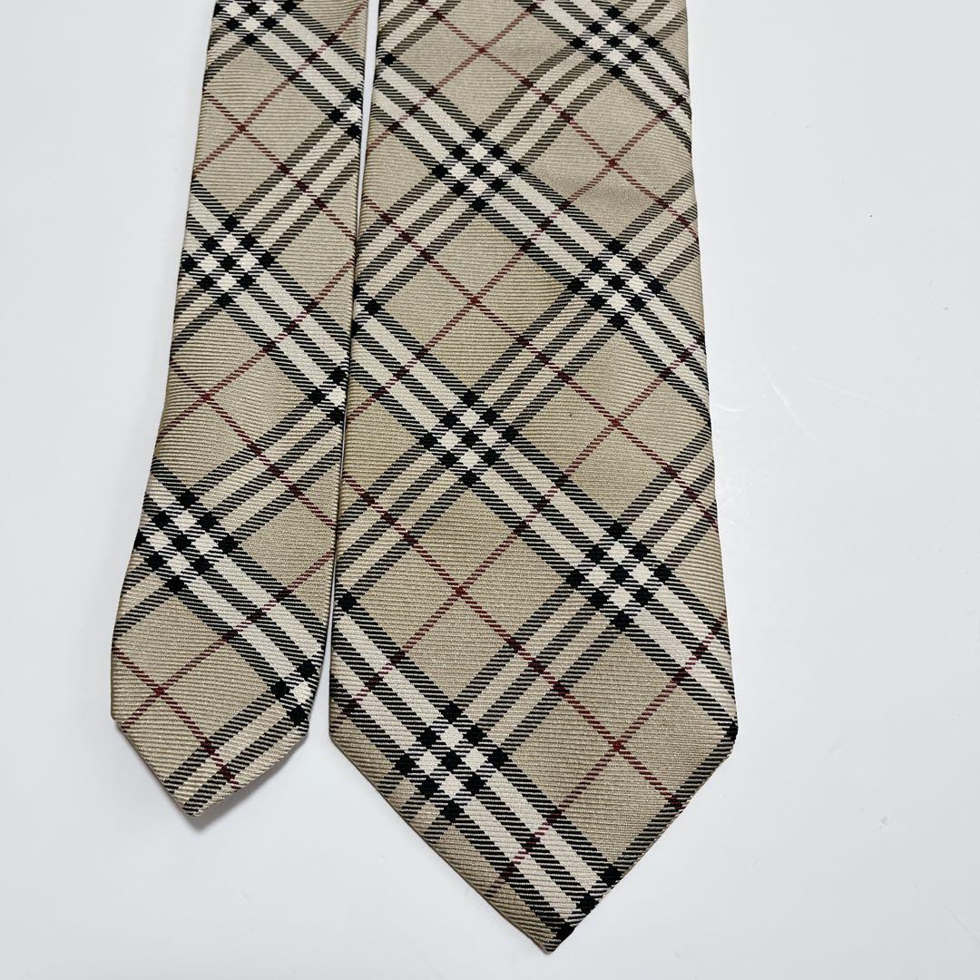 美品 バーバリー ネクタイ ハイブランド ノバチェック柄 光沢 希少 チェック
