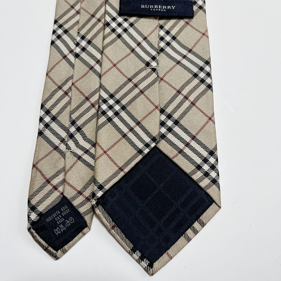 美品 バーバリー ネクタイ ハイブランド ノバチェック柄 光沢 希少 チェック