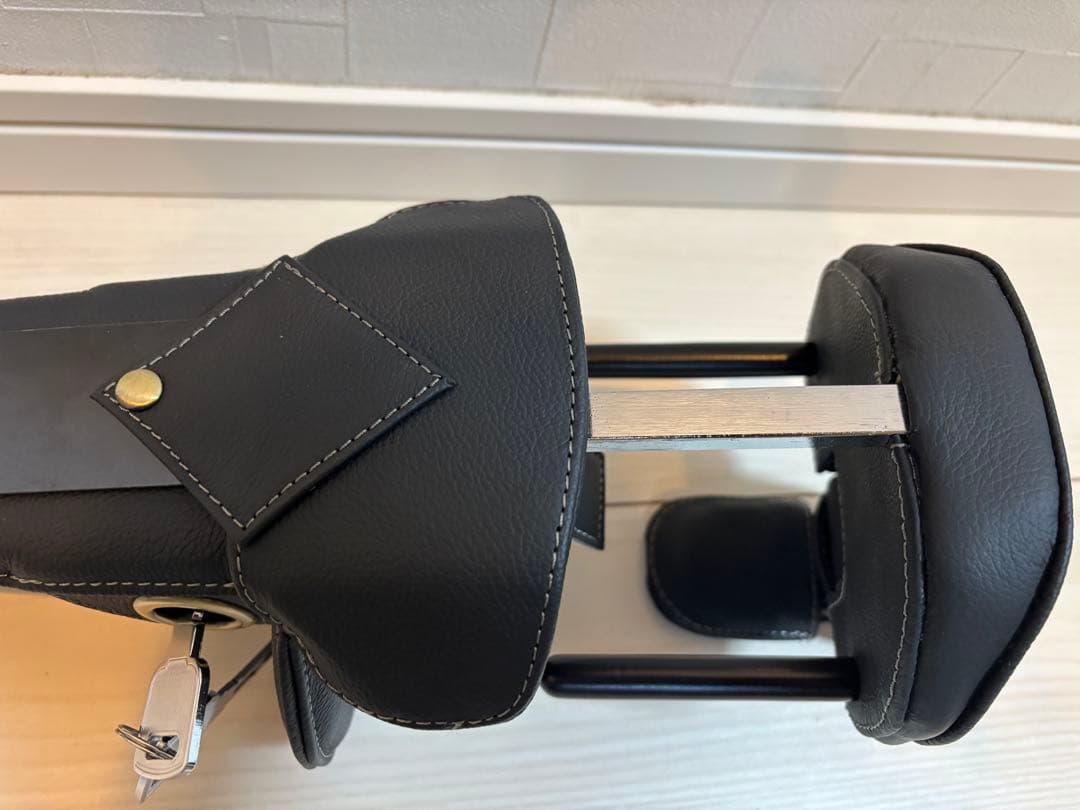 トムス TOMS ステアリングロック ハンドルロック 盗難防止 セキュリティ