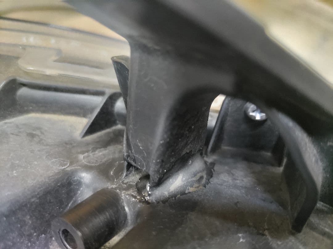 ３０アルファード　ヘッドライト左