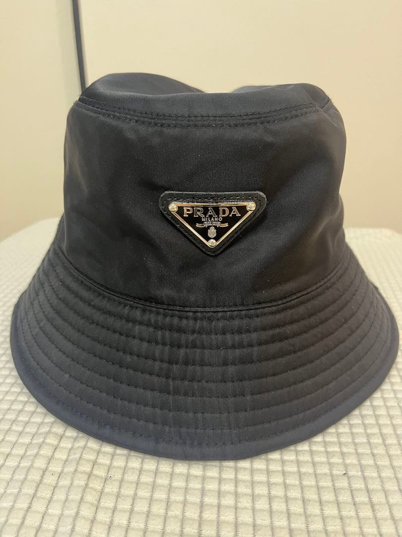 PRADA バケットハット ブラック