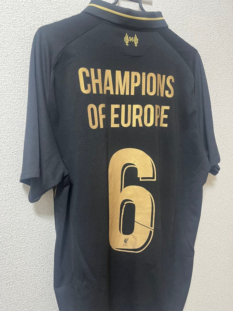 リバプールFC 18/19UCL優勝記念ユニフォーム　黒×金　L-XLサイズ