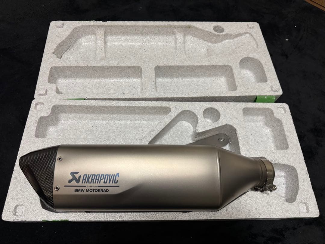  S1000RRコンペティション アクラポビッチ