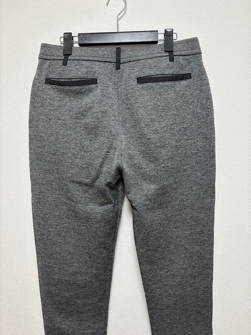 新品1PIU1UGUALE3 GOLF定価4.9万円ニットリブパンツⅥ灰