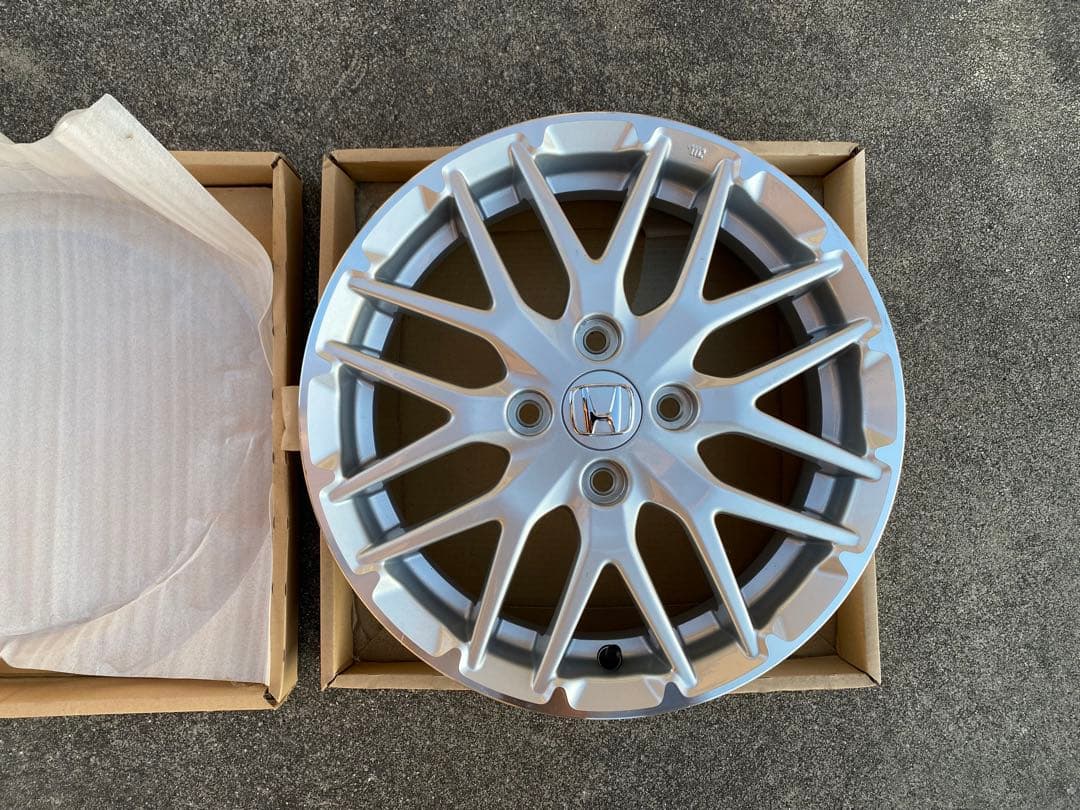 Ｎ-BOXカスタムJF-3純正15インチホイール１本 新車外し