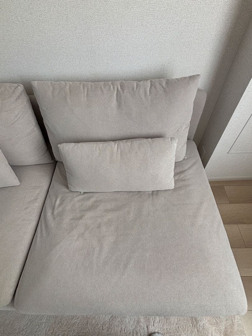 IKEA イケア　ソーデルハムン　3人掛け　クッション付　ライトベージュ