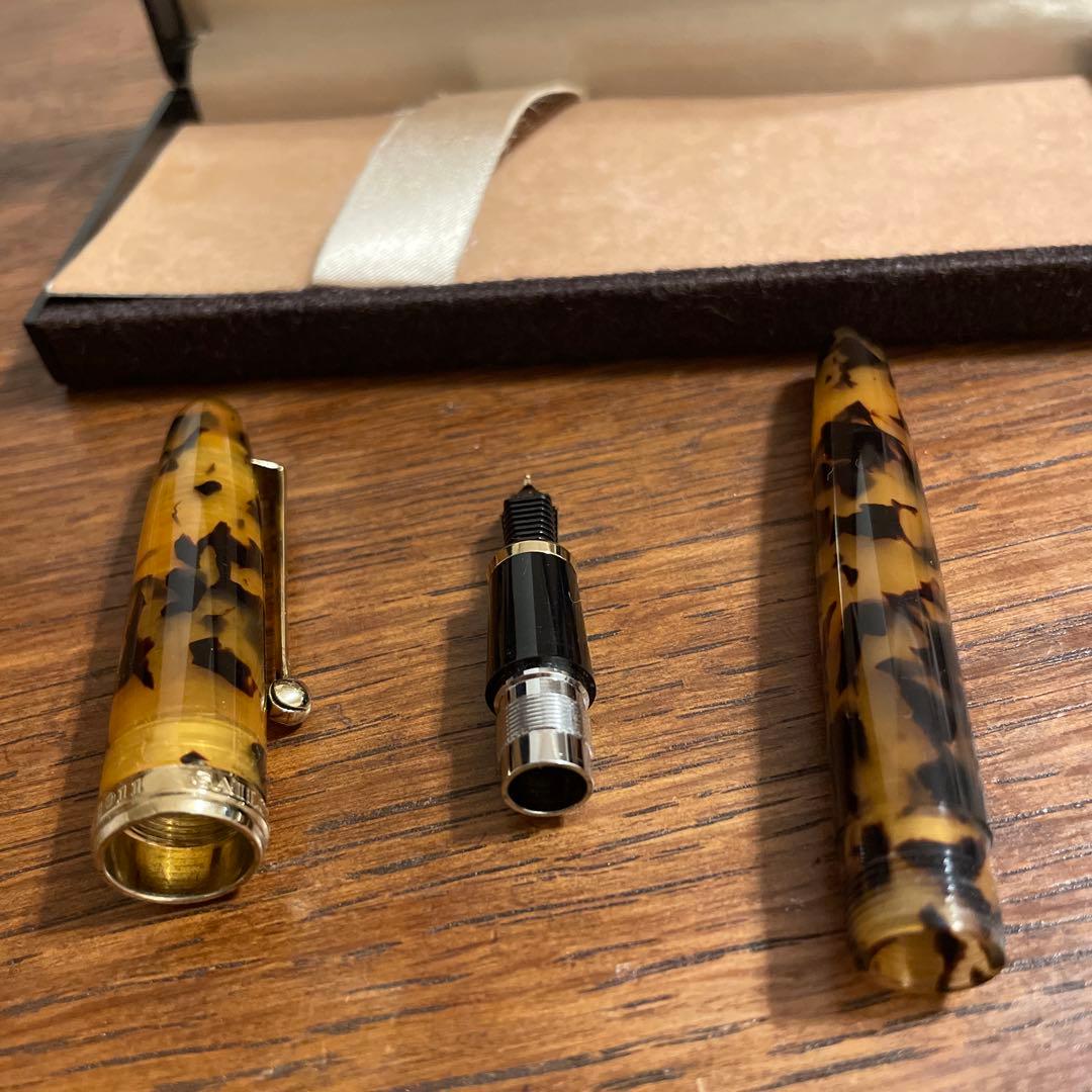 廃盤品　鼈甲　べっ甲　SAILOR セーラー　FOUNDED 1911 万年筆