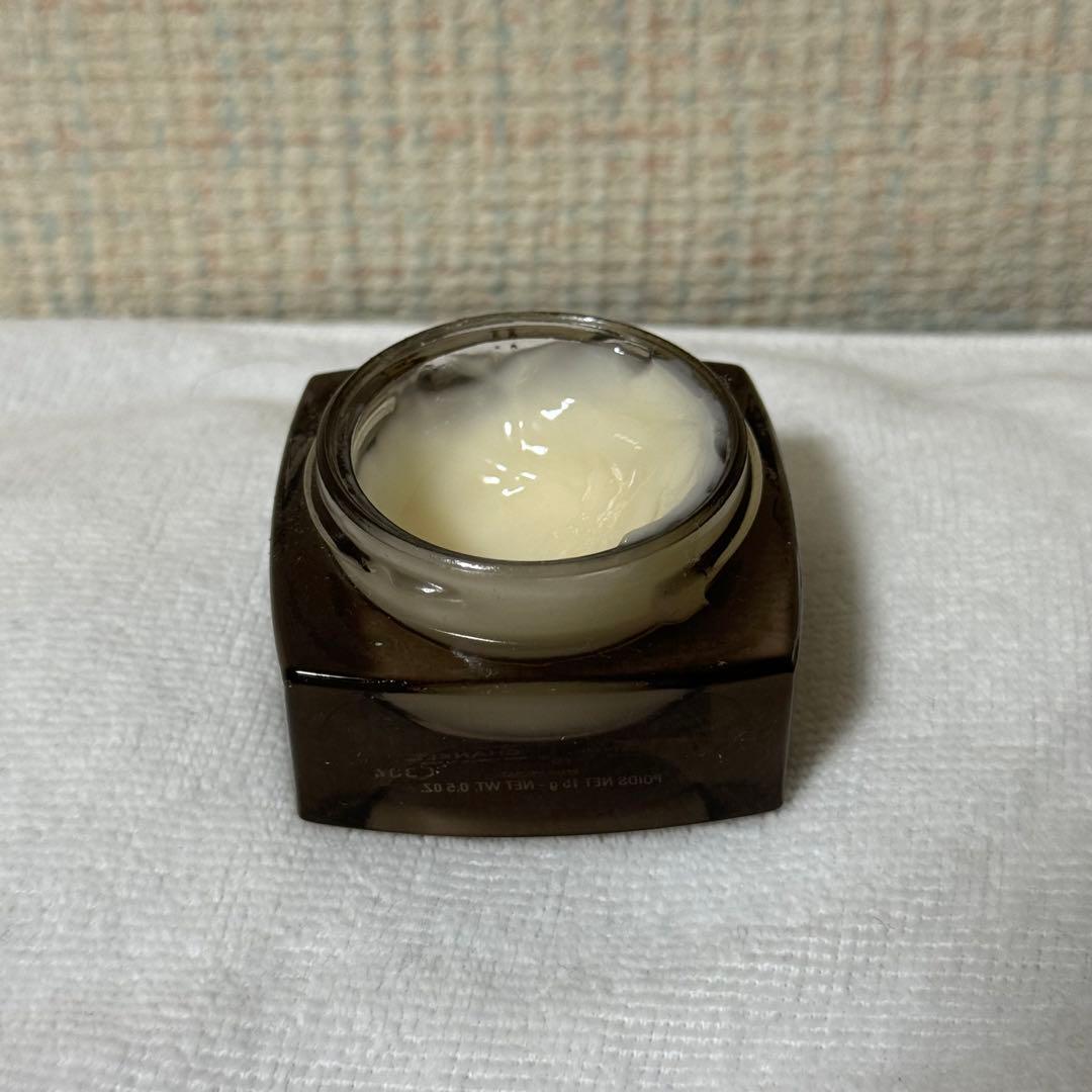 CHANEL LE LIFT アイクリーム　シャネル　ルリフト