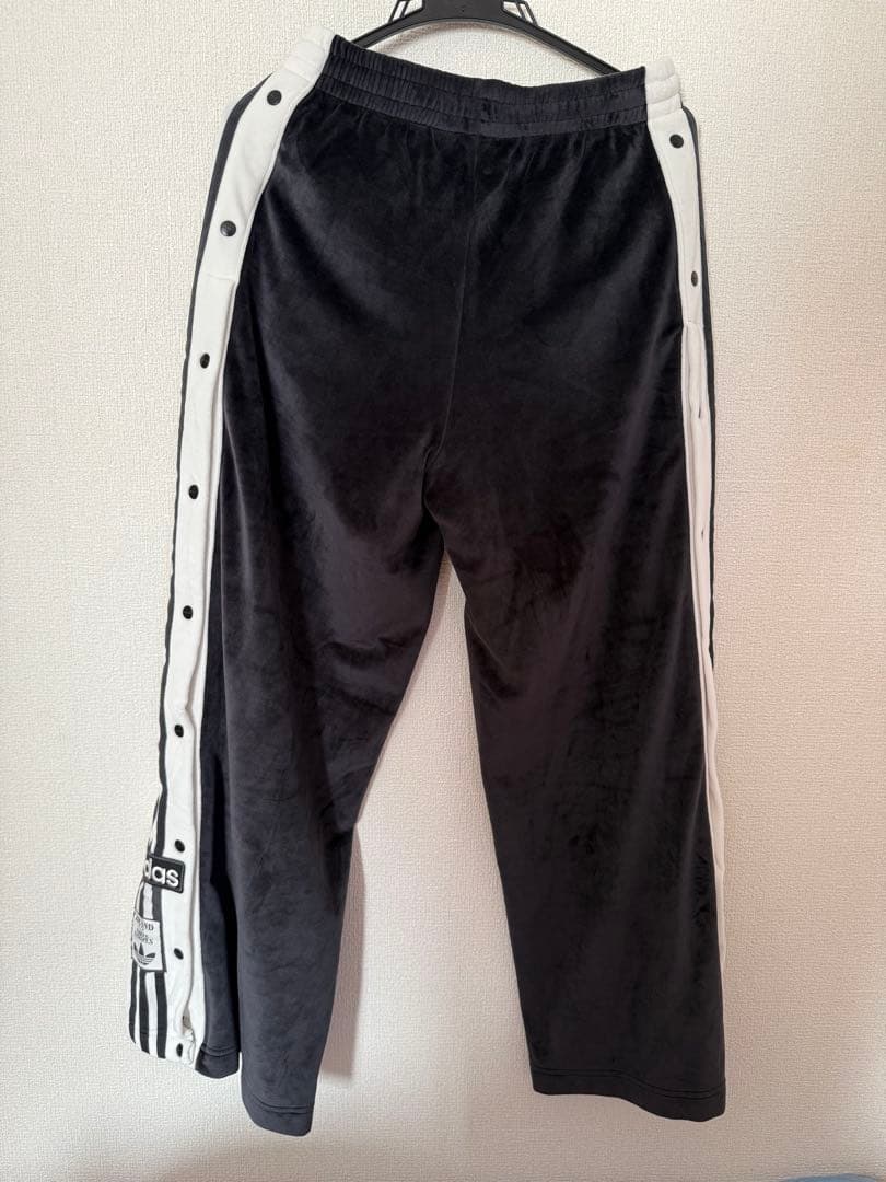 匿*名様 adidas W ADIBREAK VELOUR TP XL パンツの