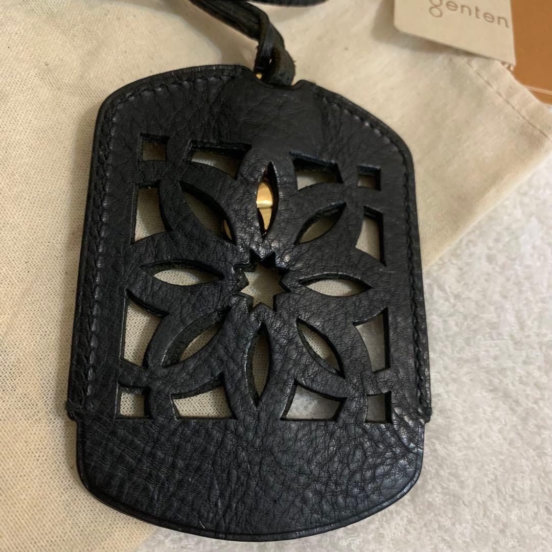 ゲンテン　genten ネックストラップキーケース　黒　カット　レザー