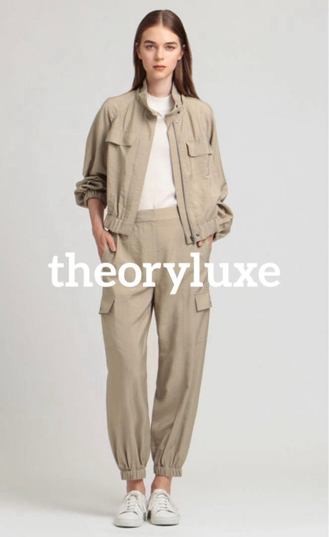 theoryluxe　セオリーリュクス　ウォッシャブル　美脚パンツ　カーキ