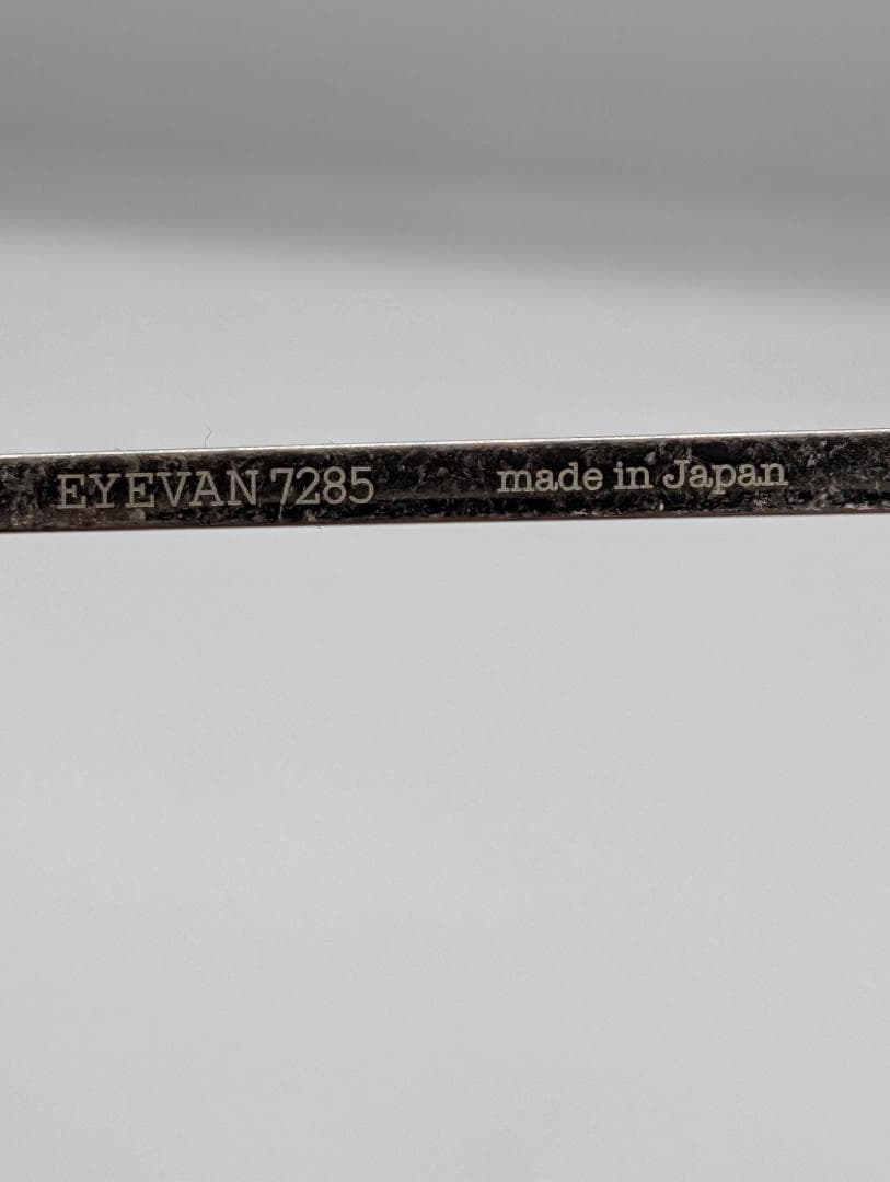 小物 EYEVAN 7285 197 col. 820 VINTAGE SILVER