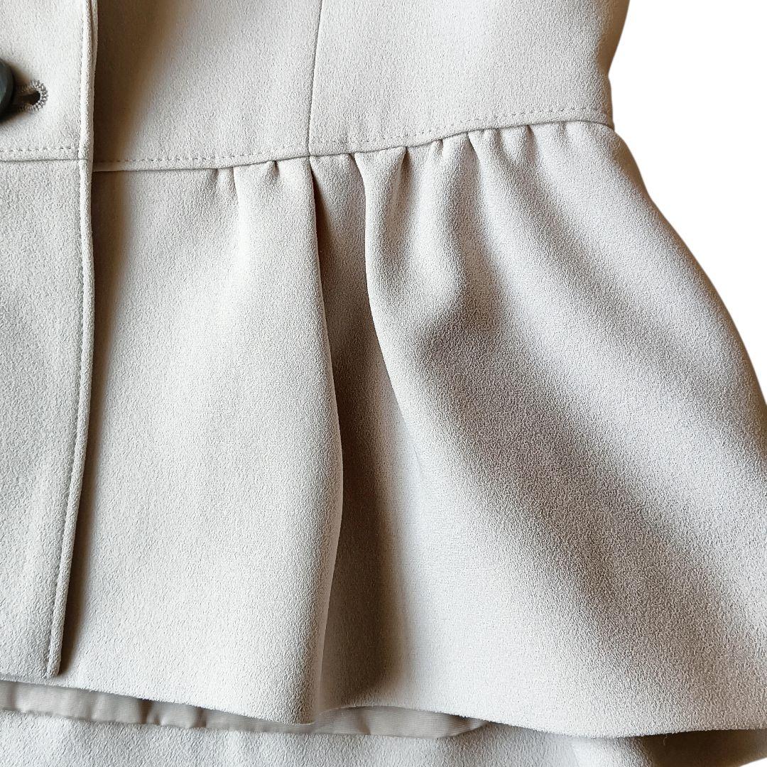 【タエアシダ】ノーカラージャケット М ペプラム ライトベージュ