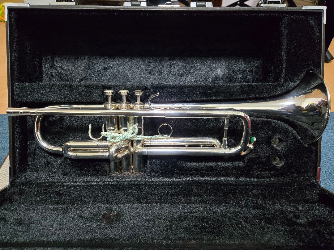 K*U様 セルマー　モデル66　トランペット　改造品　美品