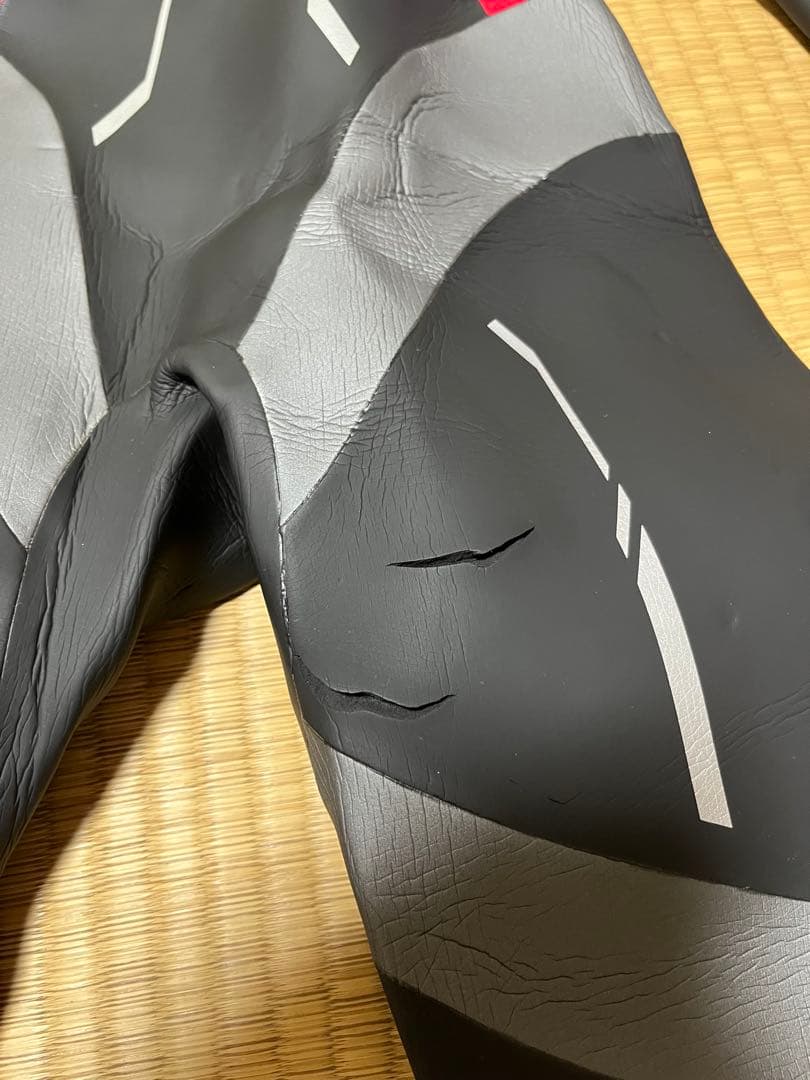 HUUB トライアスロン　フルウェットスーツ グレー/レッド