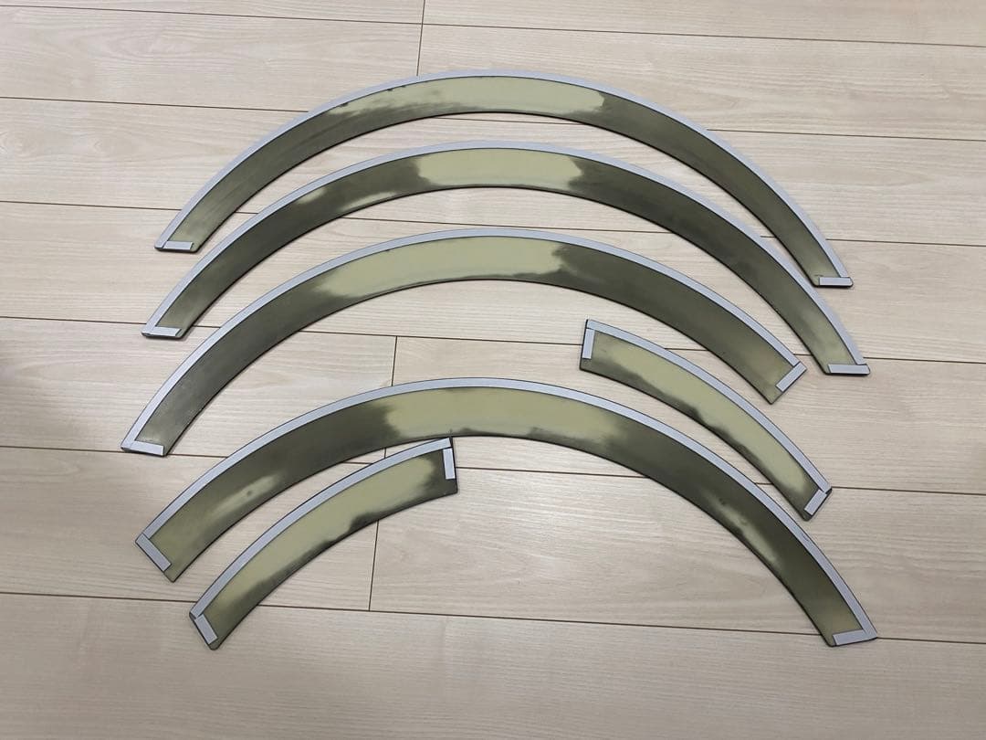 ハイエース 200系　ダウンルックオーバーフェンダー　209ブラック