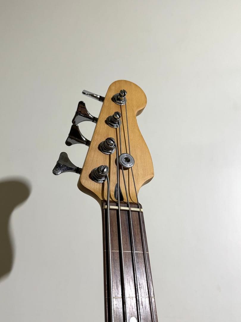 Ikebe Compact Series フレットレスジャズベース