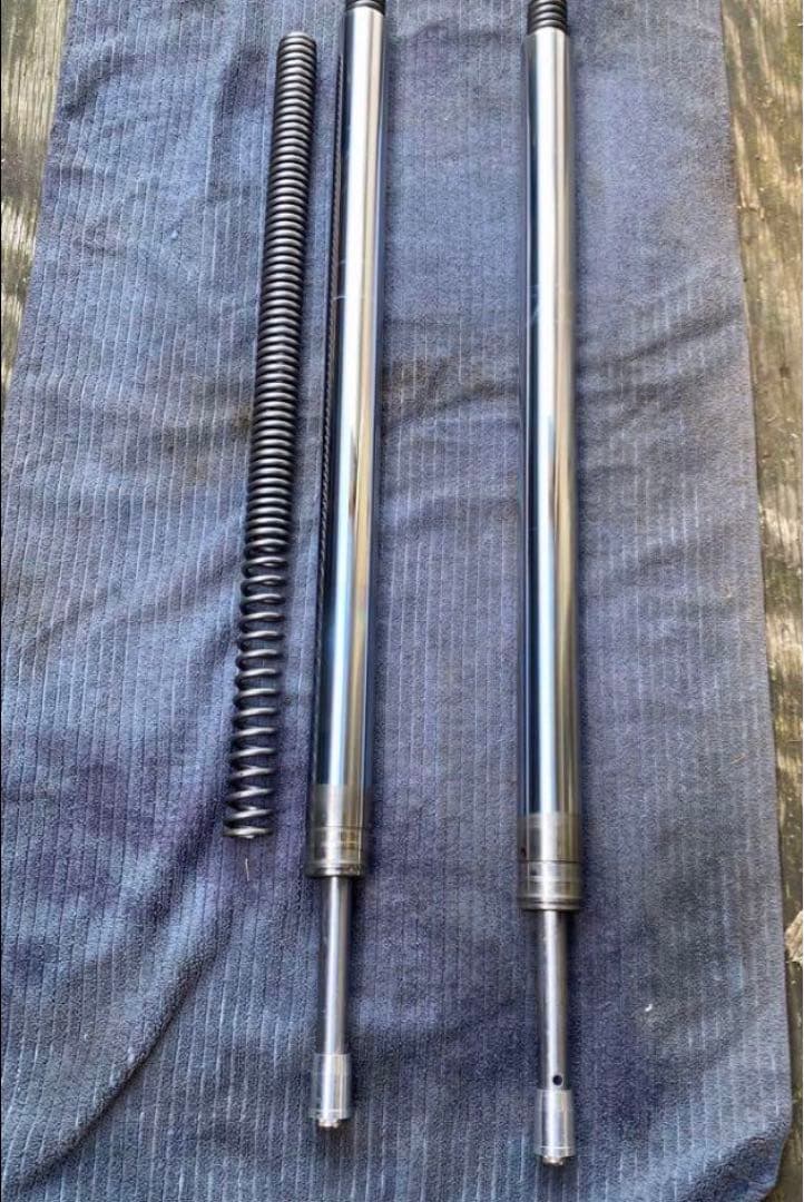 A　ハーレーFXDL フロントフォーク