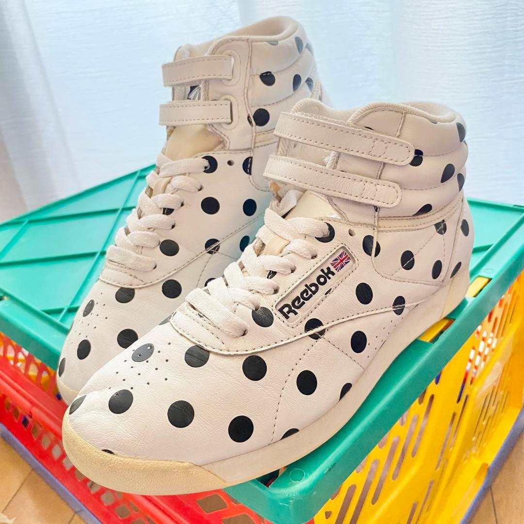 レア‼️ ドット柄 Reebok Classic フリースタイル