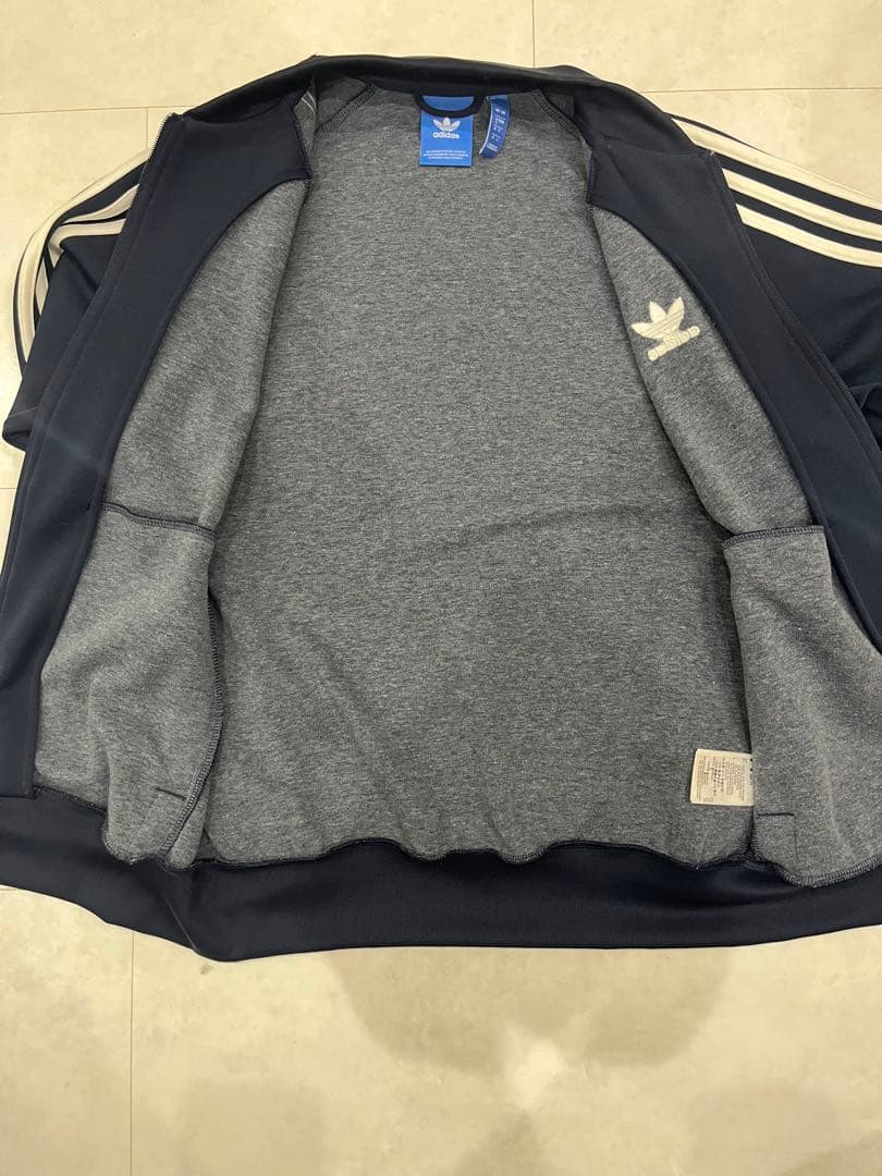 【adidas】アディダス 刺繍 トレフォイルロゴ SST ジャージ XL 紺