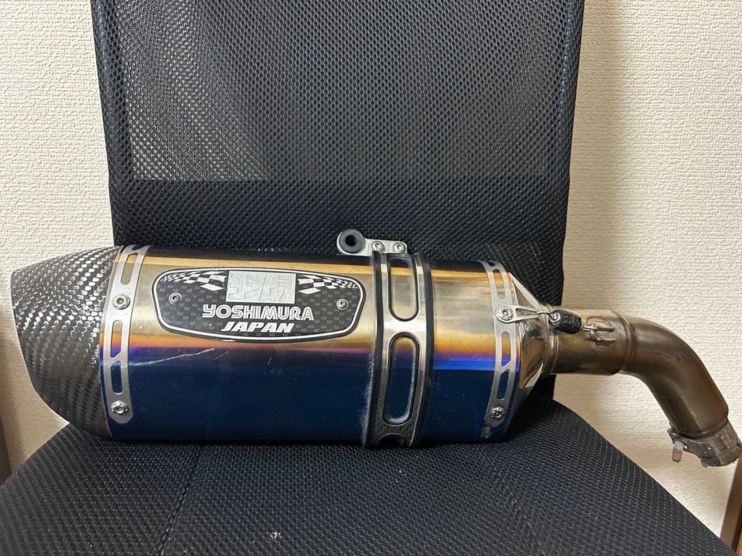 ヨシムラマフラー　グロム　jc61 前期