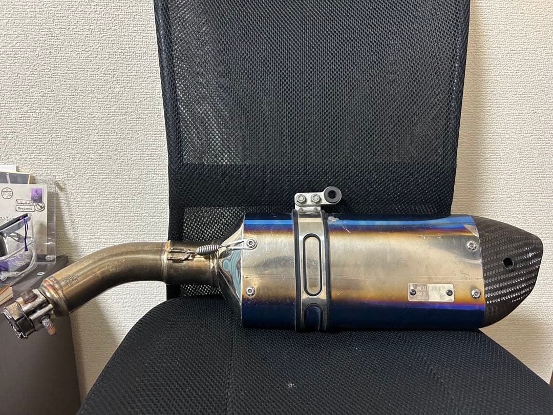 ヨシムラマフラー　グロム　jc61 前期