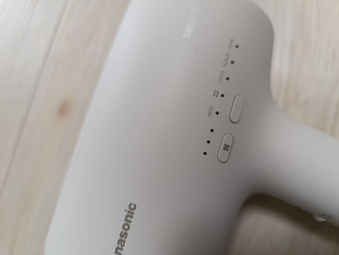 パナソニック ナノケア Panasonic EH-NA0J 23年製 WH 03