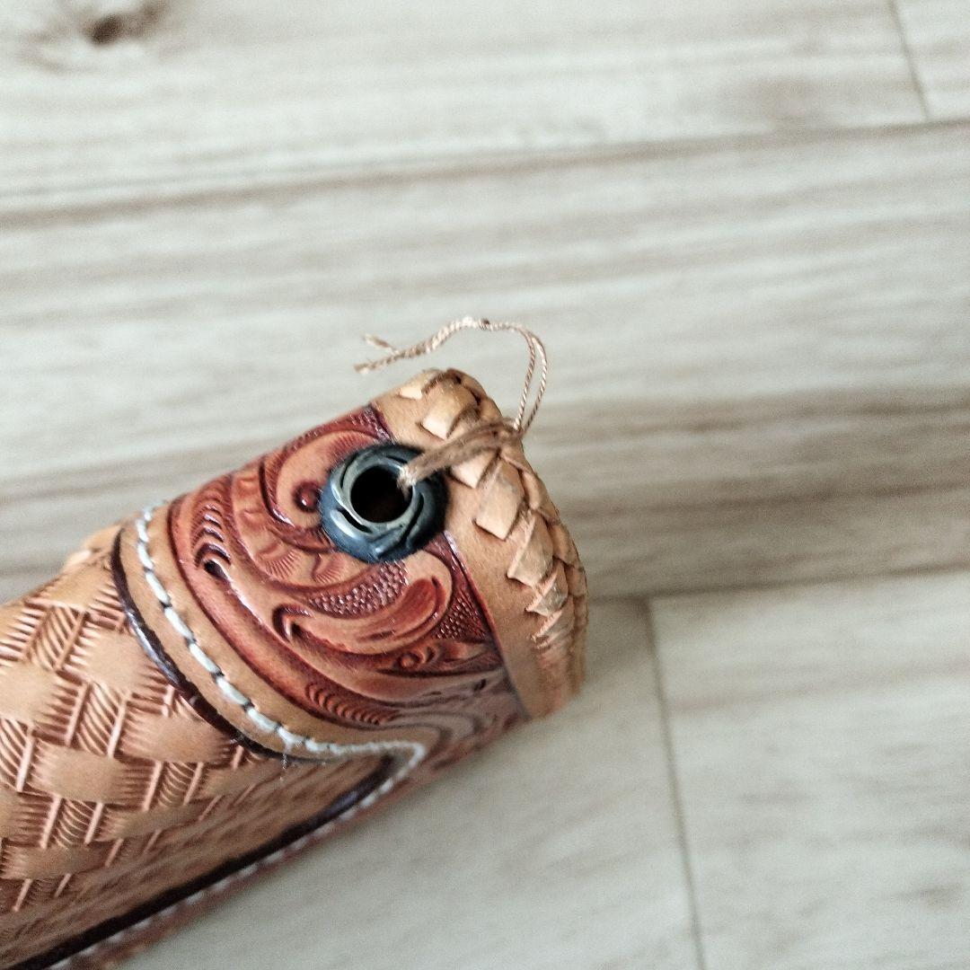 新品未使用 レザー編み込み長財布 カービング