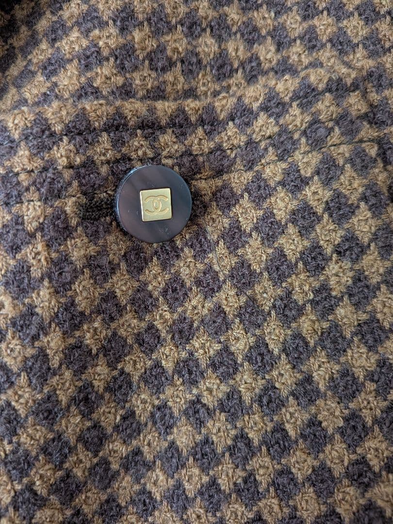 CHANEL【最終値下げ】美品　ツイードベルト付きジャケット　ココボタン