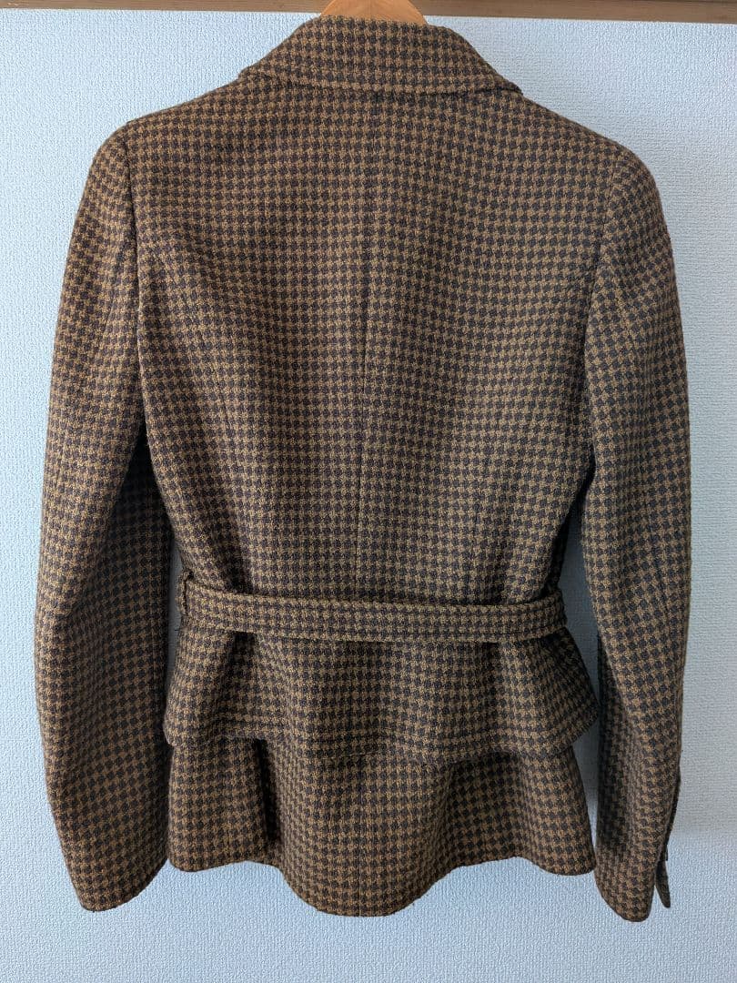 CHANEL【最終値下げ】美品　ツイードベルト付きジャケット　ココボタン