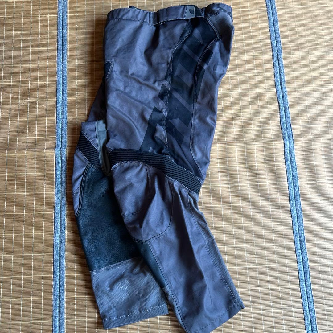 THORモトクロスパンツ