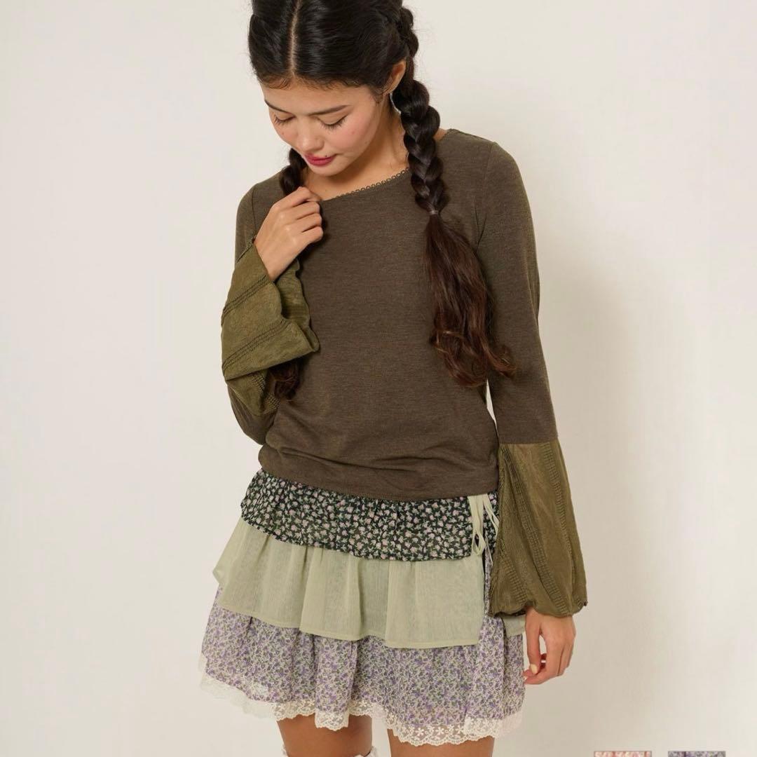 TINA：JOJUN フリルラップレイヤード ショートパンツ