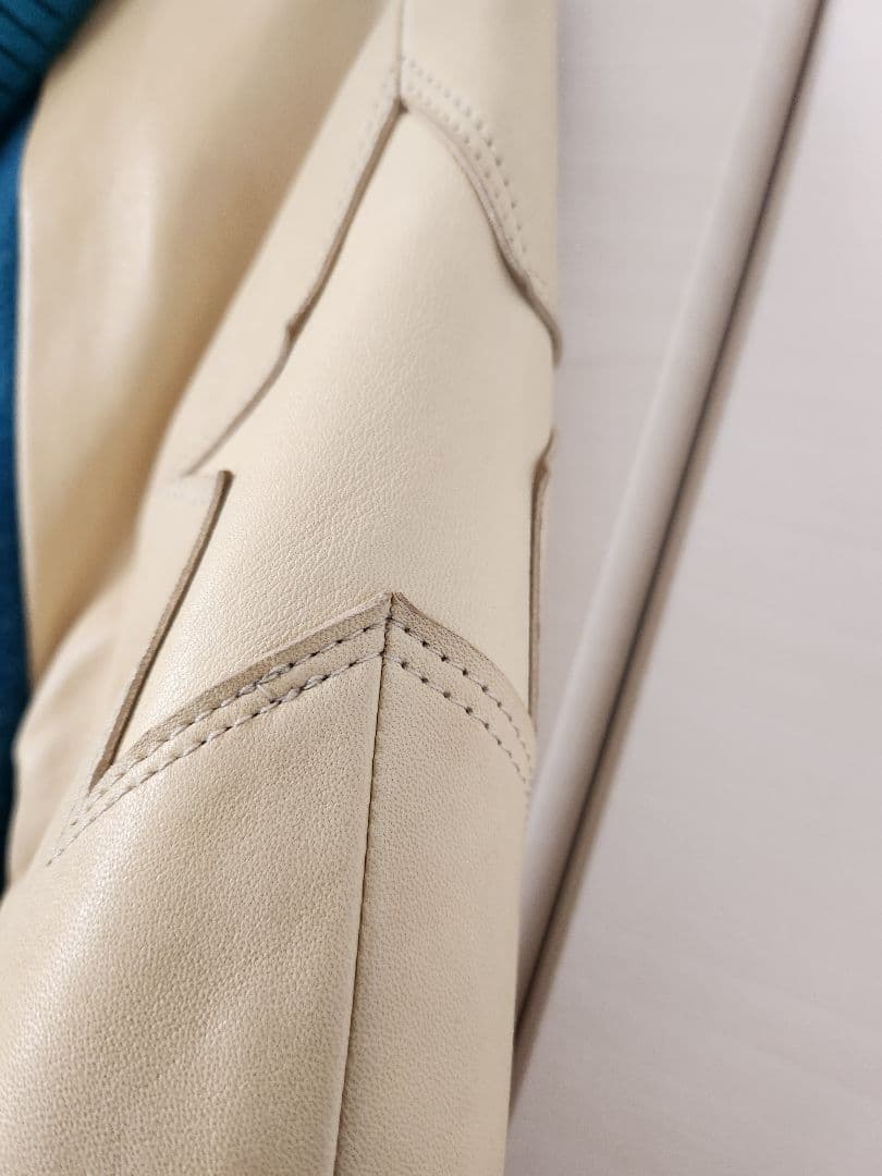 Mエム　スタジャン