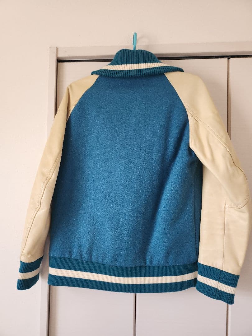 Mエム　スタジャン