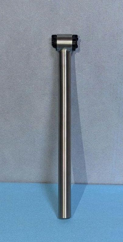 チタン製シートポスト(27.2mm) セットバックモデル