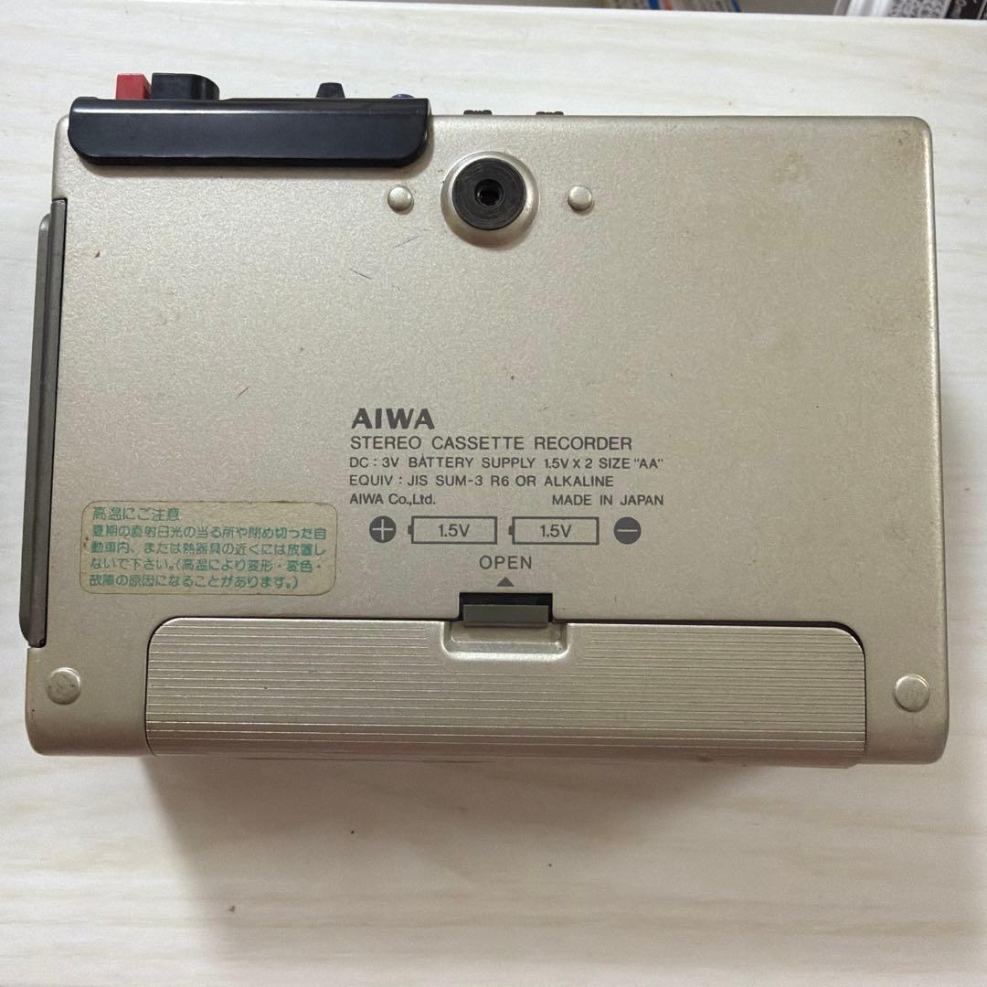 AIWA CassetteBoy カセットボーイ カセットプレーヤー hs-f2