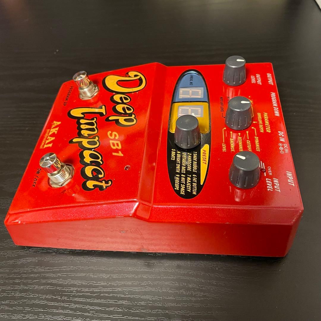 ベース AKAI SB1 Deep Impact BASS synthesizer