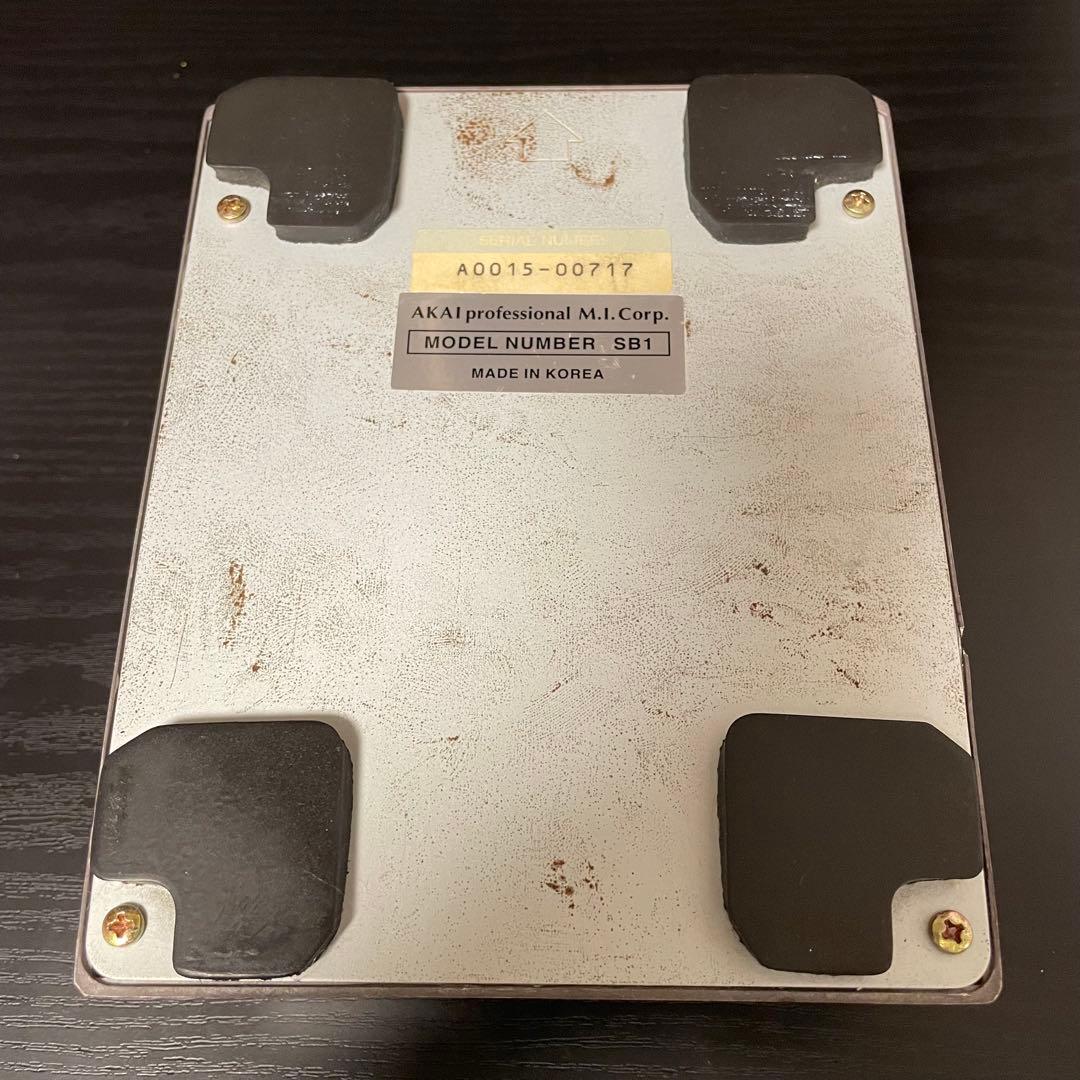 ベース AKAI SB1 Deep Impact BASS synthesizer