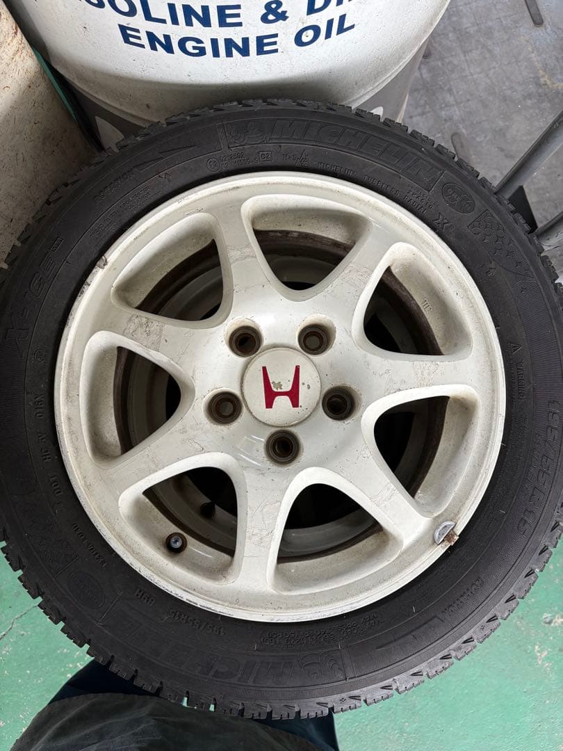 ホンダ・シビックタイプR（EK9型）の純正ホイールです。﻿ タイヤホイール4本