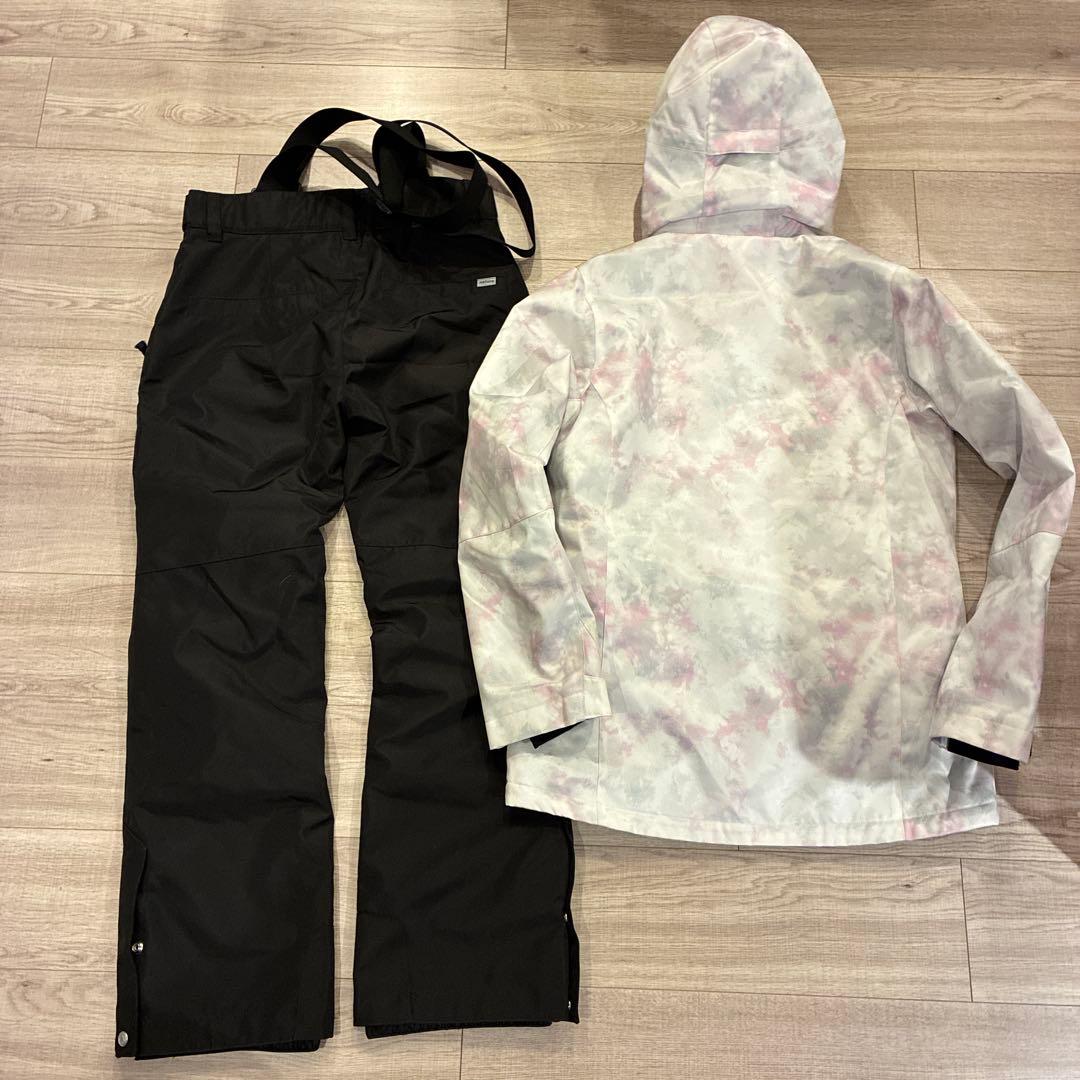 未使用 エアボーン ARBN スキーウェア スノボードウェア 上下セット L