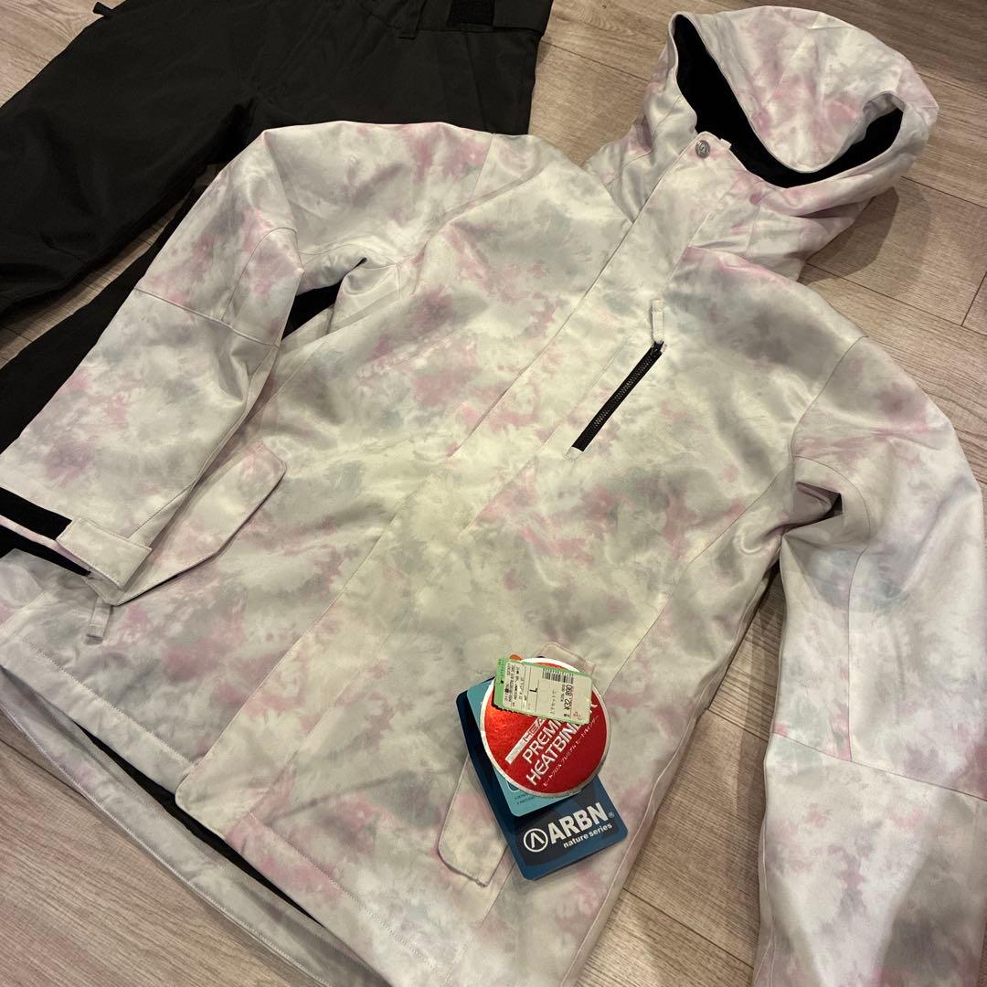未使用 エアボーン ARBN スキーウェア スノボードウェア 上下セット L