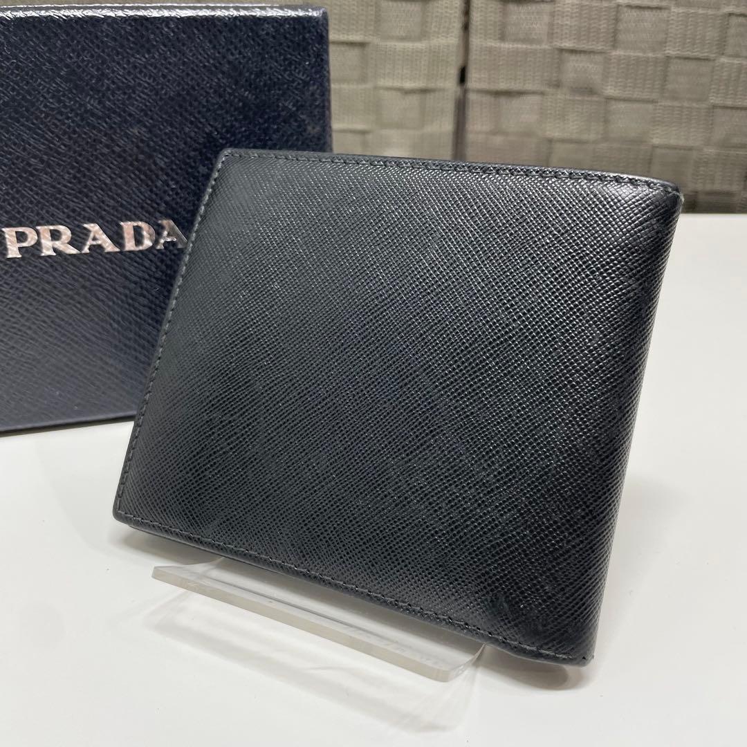 S*5様 PRADA ブラック 二つ折り財布