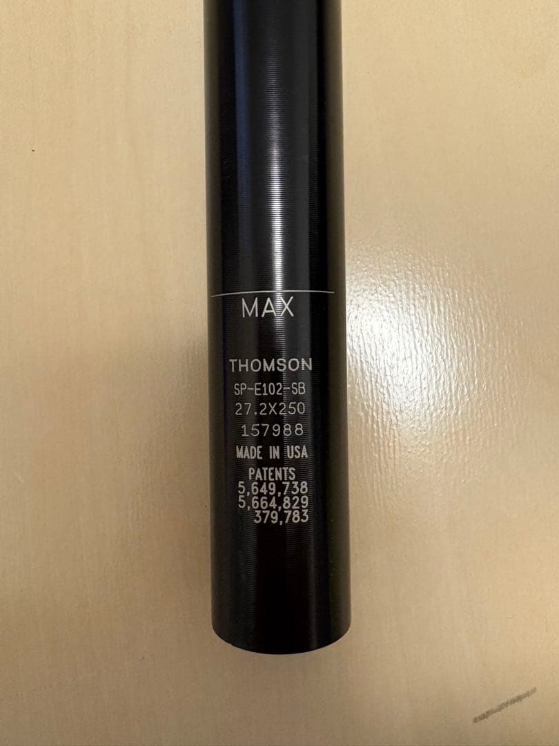 THOMSON シートポスト 27.2x250mm ブラック